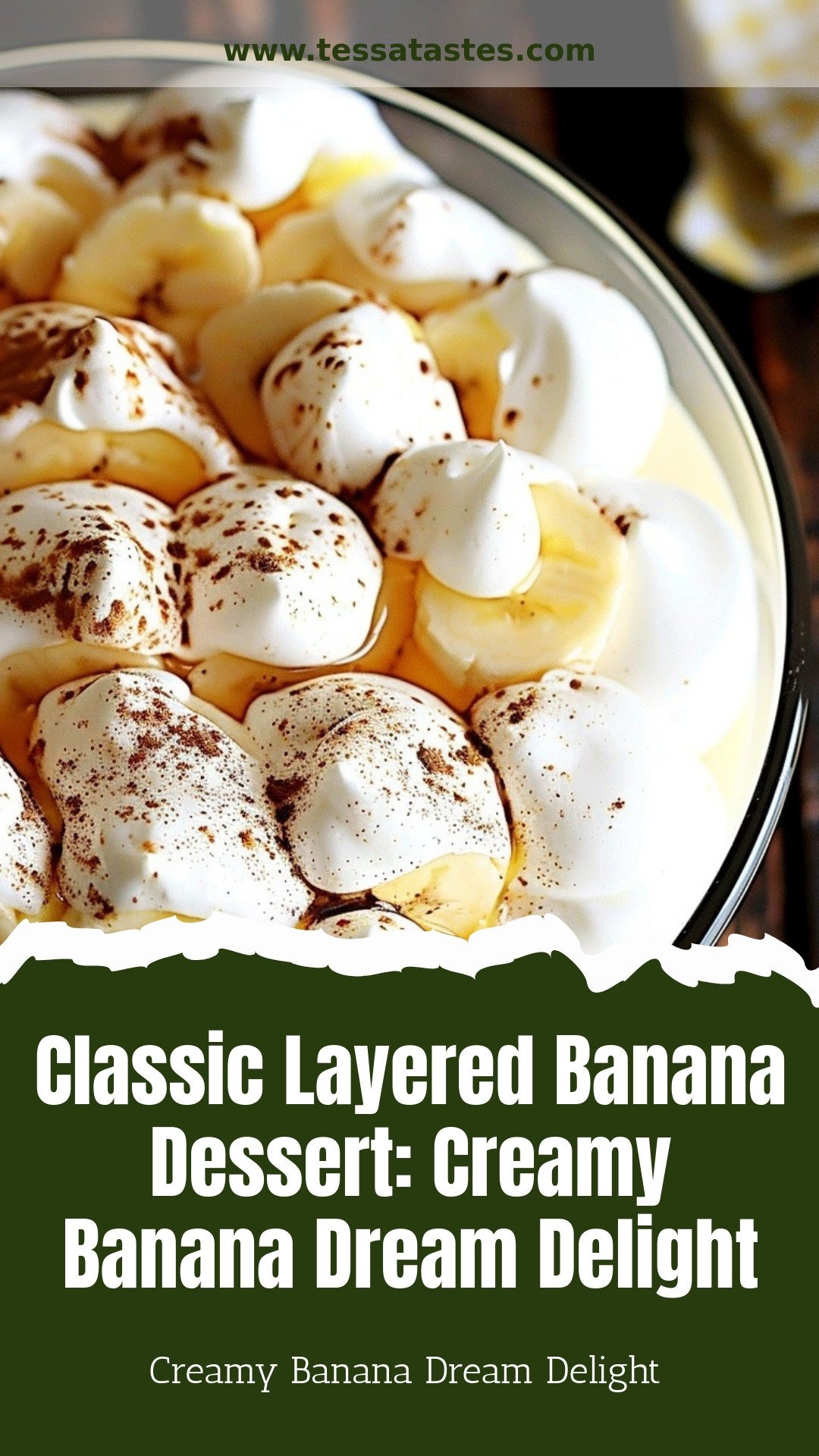 Classic Layered Banana Dessert: Creamy Banana Dream Delight