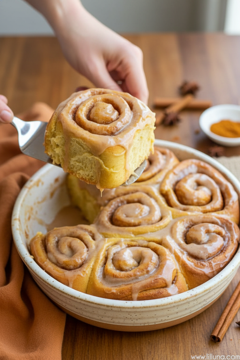 Pumpkin Cinnamon Rolls Recipe