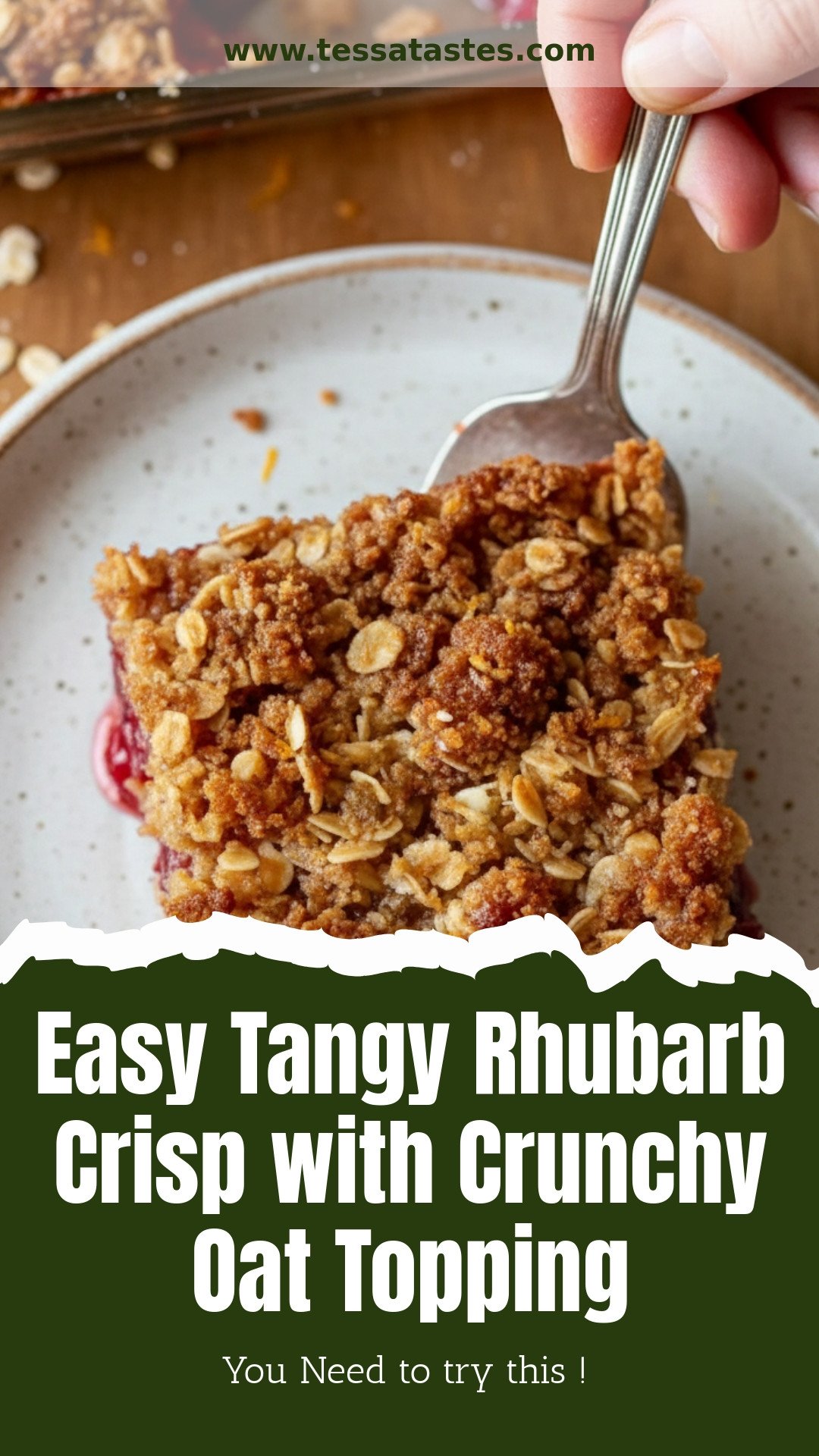 Easy Tangy Rhubarb Crisp Recipe with Perfect Crunchy Oat Topping