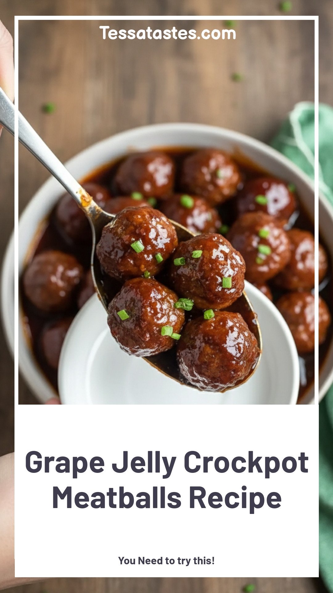 Crockpot Meatballs with Grape Jelly Sauce